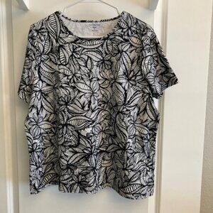 Striking 100% Cotton Tee shirt - 1X- NWOT